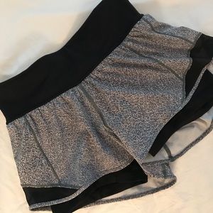 Lululemon Hotty Hot Shorts *Naked